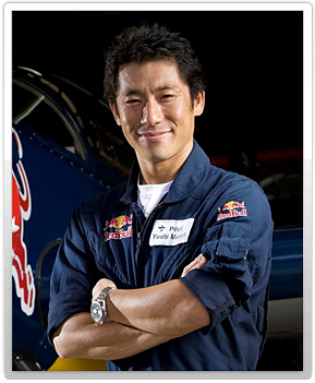 YOSHIHIDE MUROYA